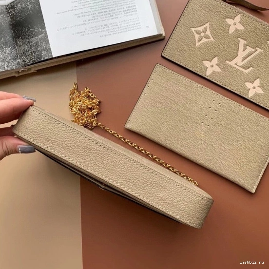 WIS FÉLICIE LOUIS POCHETTE VUITTON 1021
